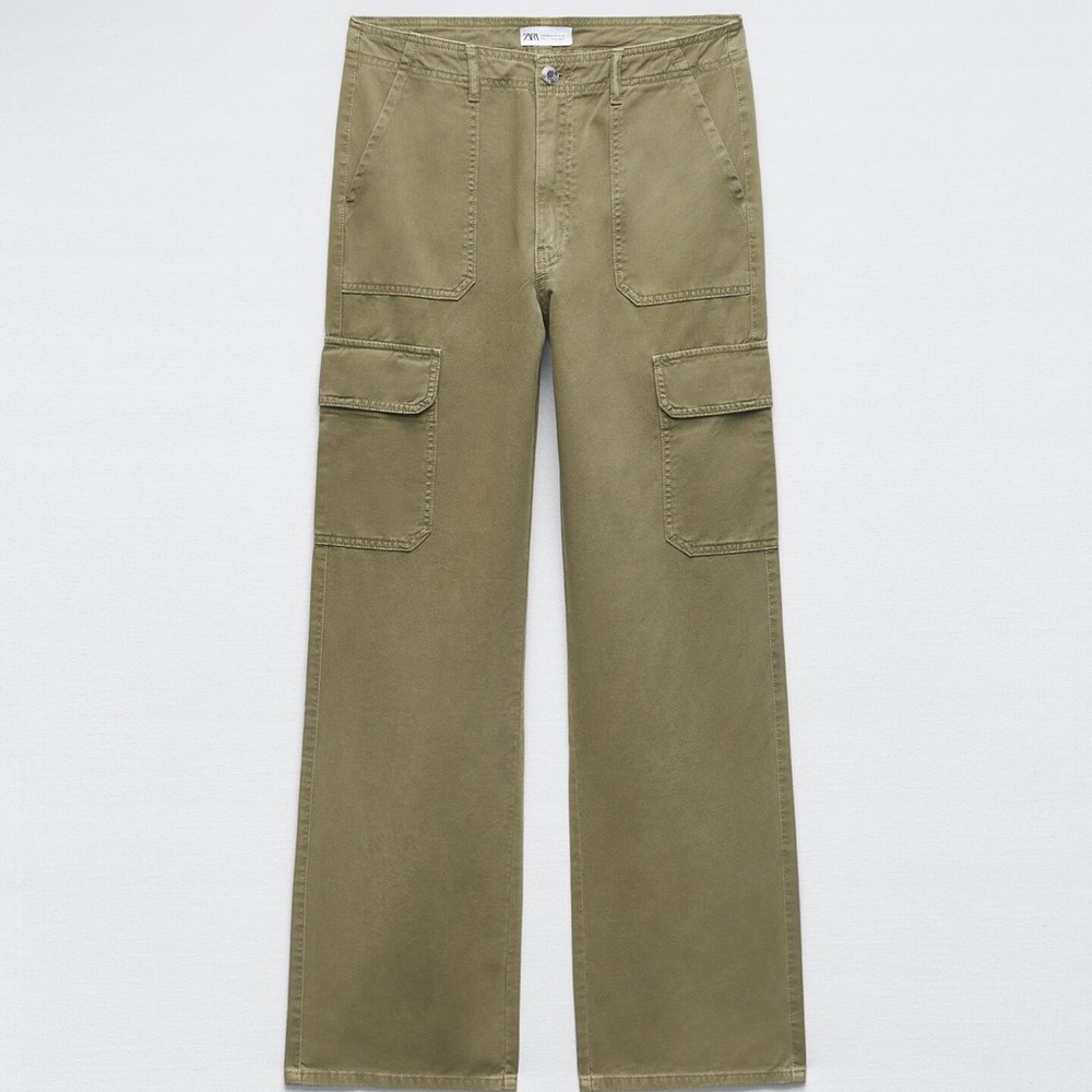 Zara Khaki green high waisted straight leg cargo pants